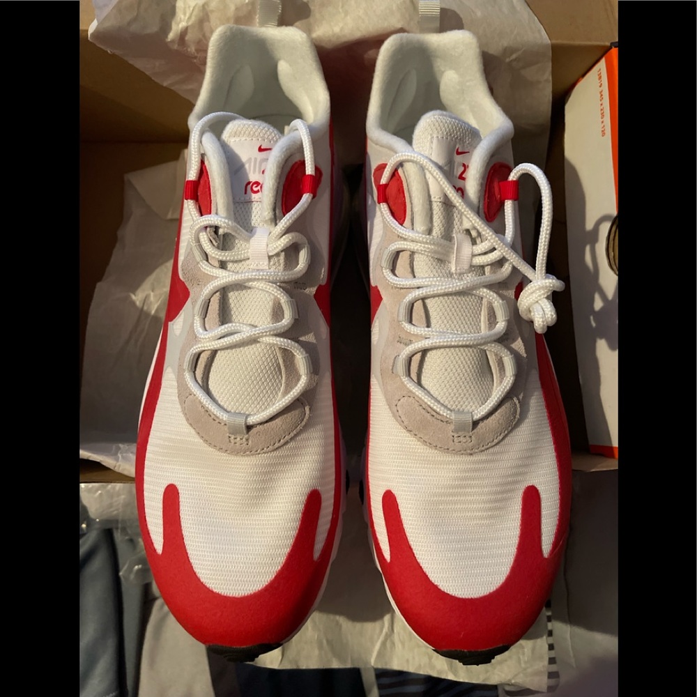 Nike Air 270’s New Red/White Mens size 11